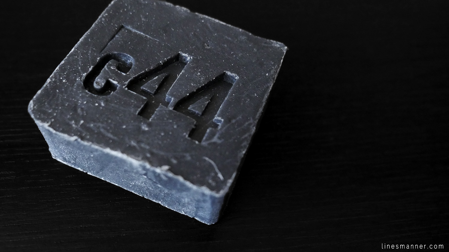 Lines-Manner-Remind-2015-Minimal-Essential-Outfit-Inspiration-Blog-Timeless-Year-Seasons-Details-Travel-Fashion-Versatile-Clean-Sleek-Quality-19