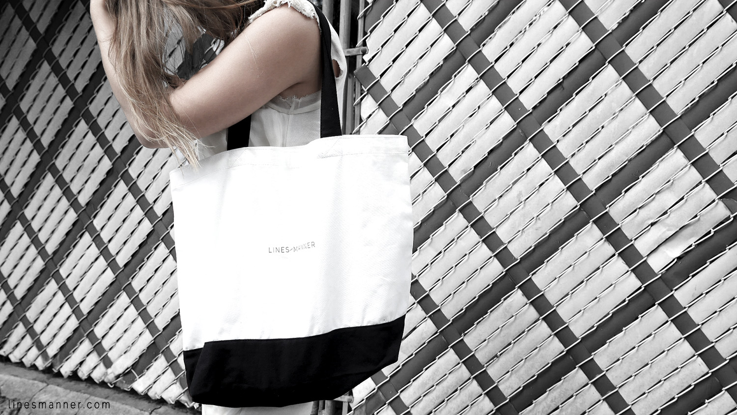 Lines-Manner-Remind-2015-Minimal-Essential-Outfit-Inspiration-Blog-Timeless-Year-Seasons-Details-Travel-Fashion-Versatile-Clean-Sleek-Quality-34