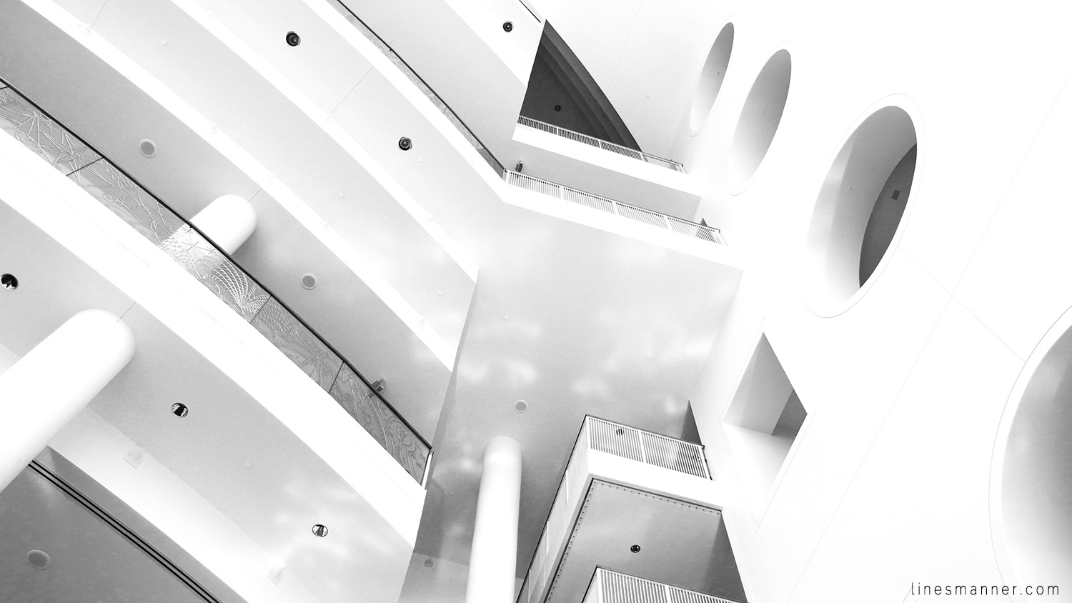 Lines-Manner-Remind-2015-Minimal-Essential-Outfit-Inspiration-Blog-Timeless-Year-Seasons-Details-Travel-Fashion-Versatile-Clean-Sleek-Quality-15