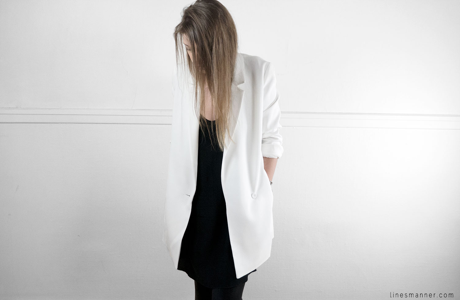 Lines-Manner-Minimal-White-Blazer-Quality-Essential-Brightly-Fresh-Sophistication-Staple-Classics-2