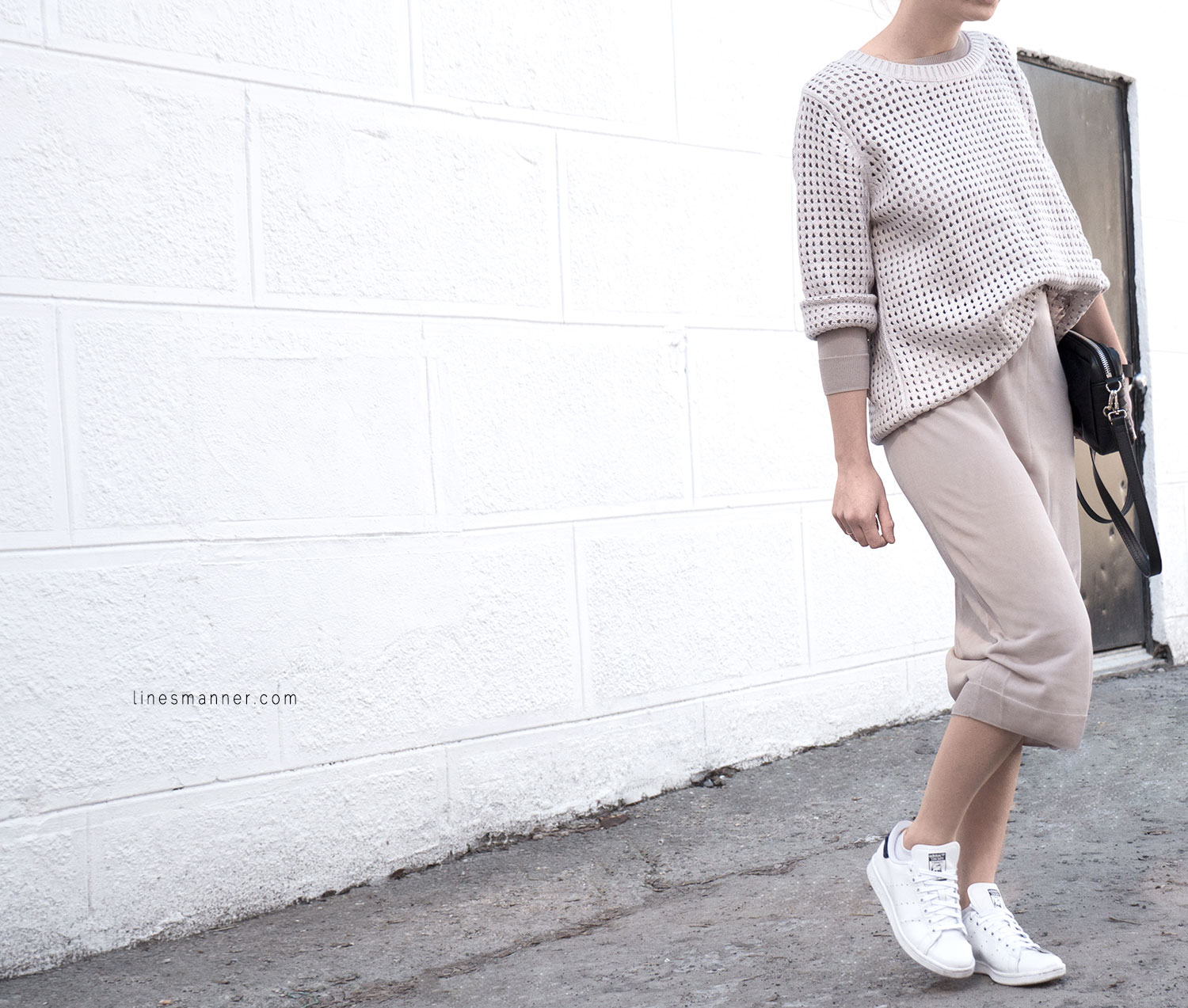 Lines-Manner-Tonal-Shades-Neutrals-Undertones-Essentials-Details-Elegant-Casual-Knit-Maxi_dress-Beige-Cream-Nude-Dimension-Skin-COS-Light-8