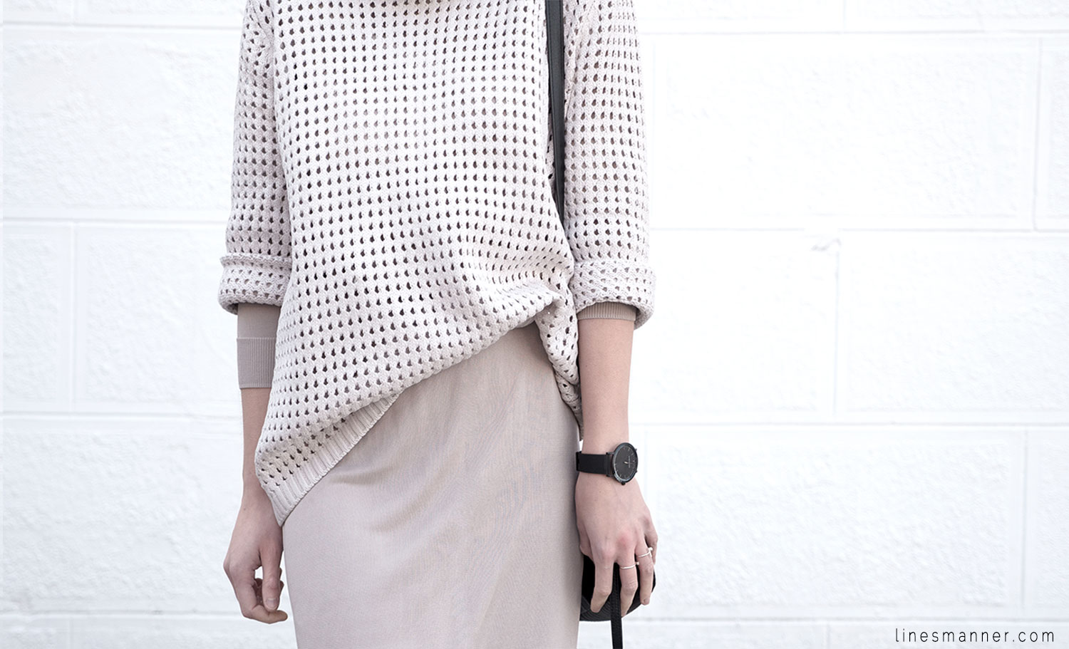 Lines-Manner-Tonal-Shades-Neutrals-Undertones-Essentials-Details-Elegant-Casual-Knit-Maxi_dress-Beige-Cream-Nude-Dimension-Skin-COS-Light-12