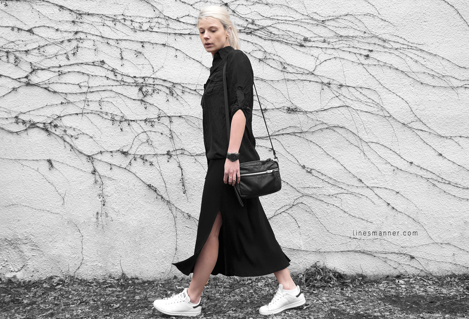 All_black_everything-monochrome-essentials-oversize-fit-textures-minimal-details-basics-staples-layering-feminine-masculine-2