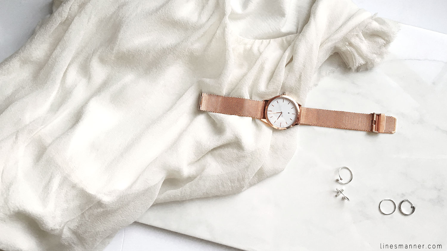 Lines-Manner-Rose_Gold-Under_The_Sun-Details-Essentials-Delicate-Minimal-Watch-Elegant-Effortless-1