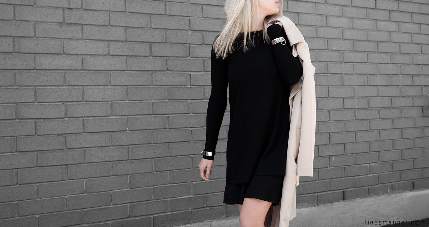 Lines-Manner-Trench-Minimal-Outfits-Fashion-Essentials-Classics-Timeless-Versatile-Details-Hues-Nonchalance-Elegance-Casual-Effortless-13
