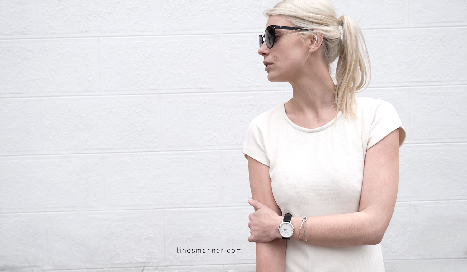 Lines-Manner-Whiteout-Fashion-Outfit-White-Bright-Simplicity-Elegance-Effortless-Anecdote-Degree_Seven-Quality-Summer-Minimal-Essential-Modern-Sleek-Details-9