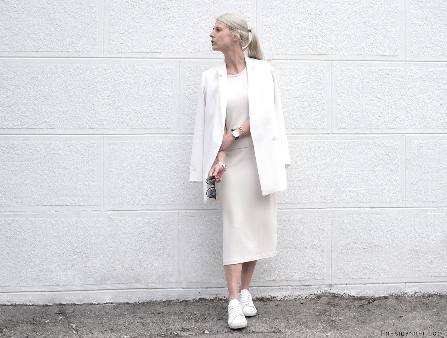 Lines-Manner-Whiteout-Fashion-Outfit-White-Bright-Simplicity-Elegance-Effortless-Anecdote-Degree_Seven-Quality-Summer-Minimal-Essential-Modern-Sleek-Details-2