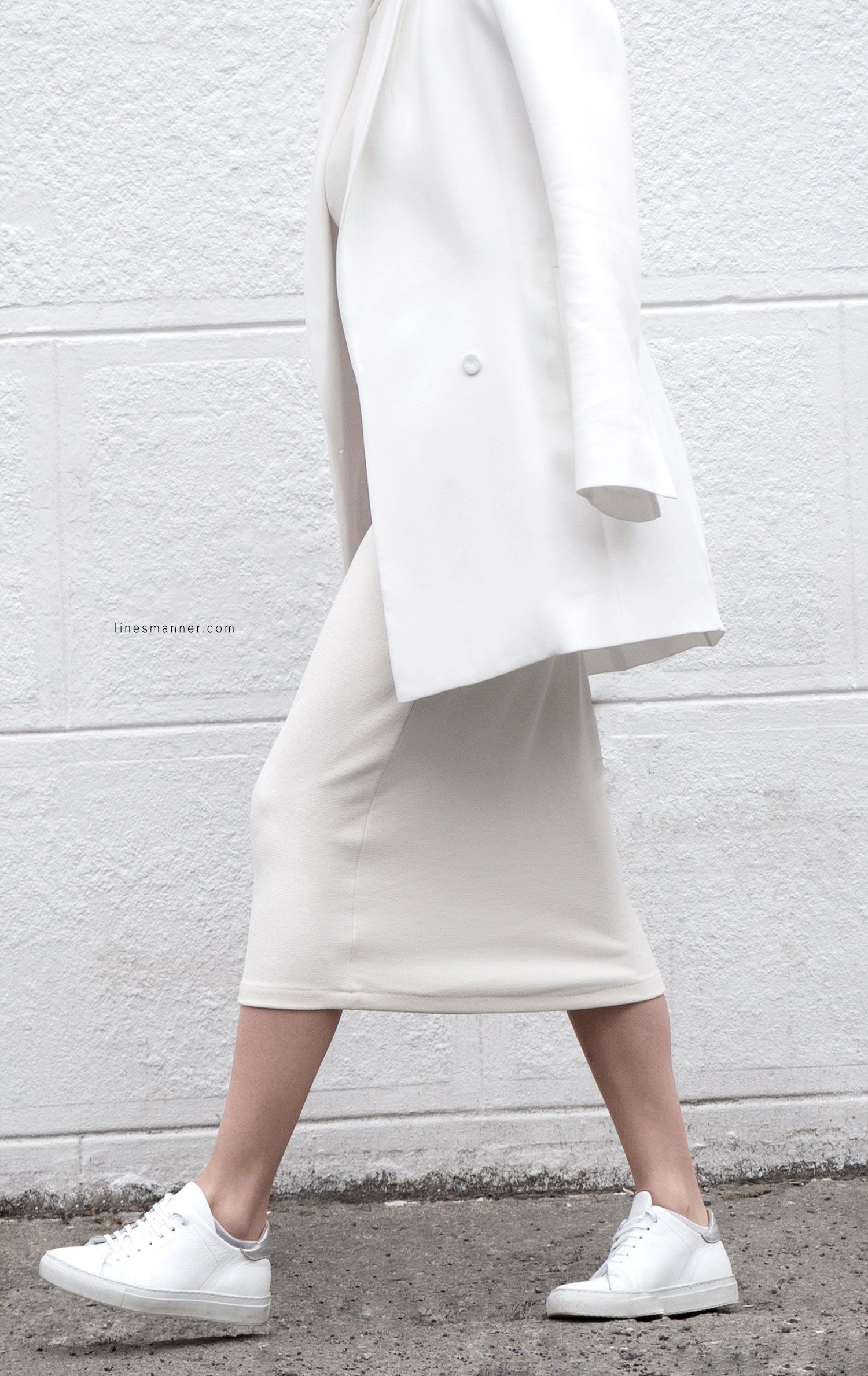 Lines-Manner-Whiteout-Fashion-Outfit-White-Bright-Simplicity-Elegance-Effortless-Anecdote-Degree_Seven-Quality-Summer-Minimal-Essential-Modern-Sleek-Details-11