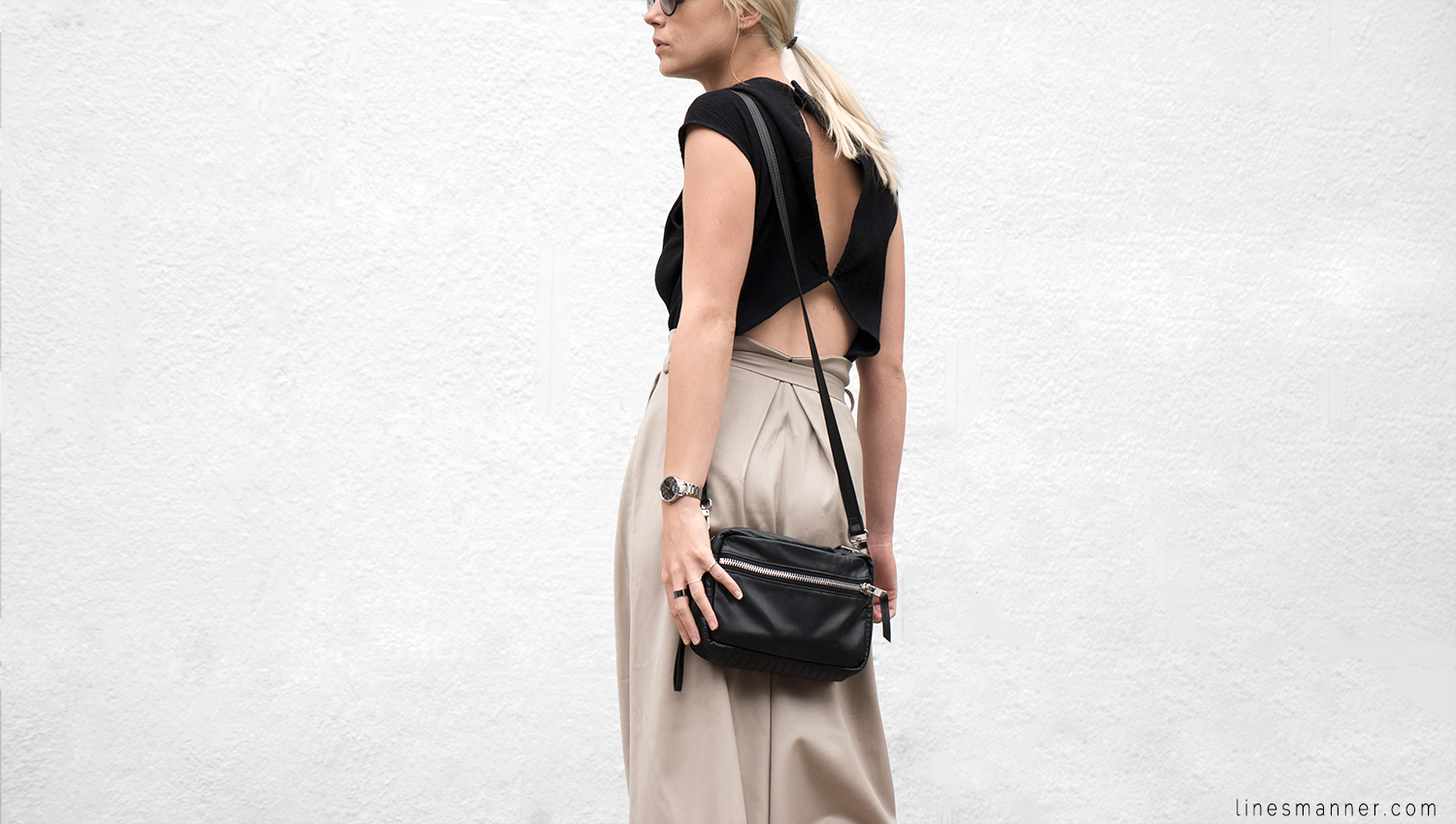 Lines-Manner-Neutrals-Quality-Lora_Gene-Wide_Leg_Pant-Modern-Sophistication-Tailored-Essentials-Details-Simplicity-Summer_vibes-Volume-Proportion-Flowy-5