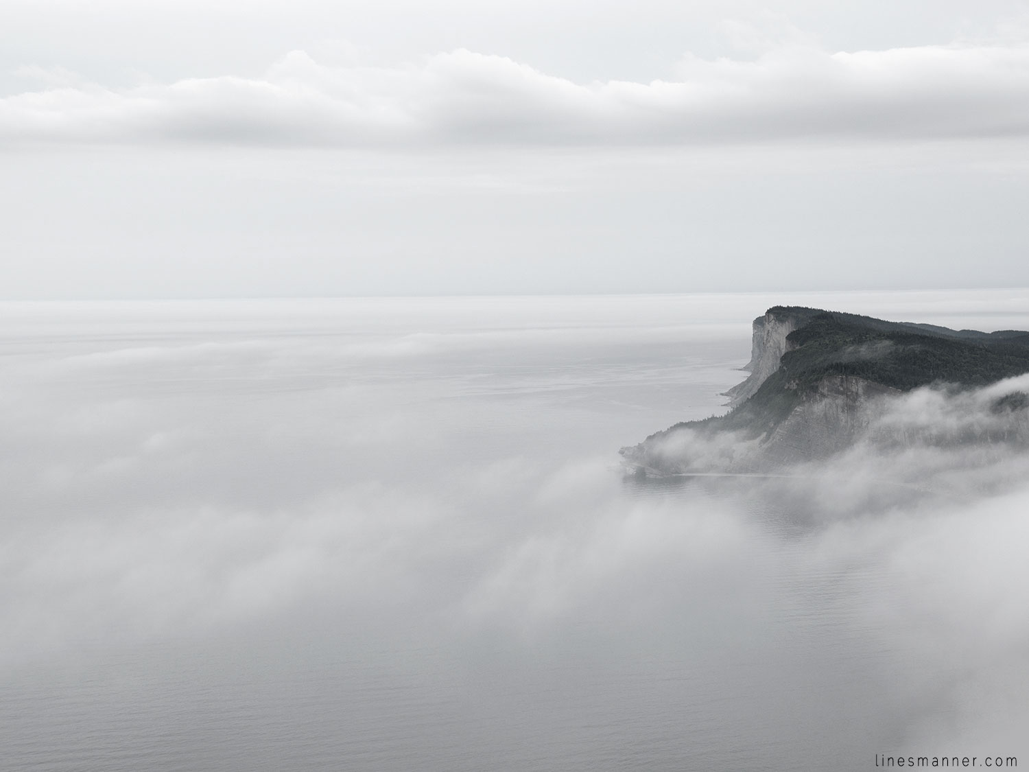 Lines-Manner-Gaspesia-Loop-Road_Trip-Inspiration-Travel-La,dscape-View-Summer-2016-Sea-Escape-10