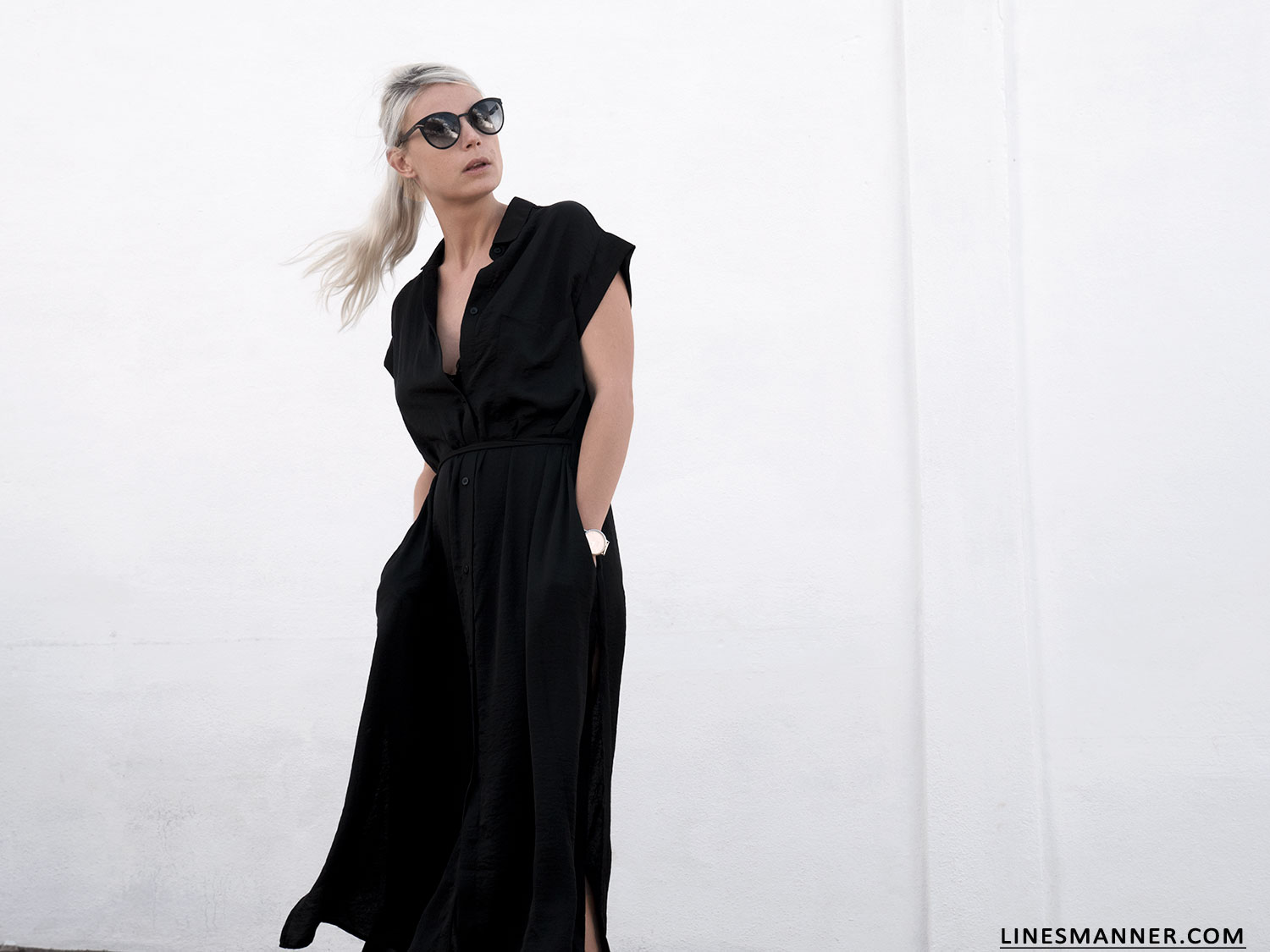 Lines-Manner-All_Black_Everything_Black-MVN-Minimal-Details-Shirt-Dress-Mules-Statement_Piece-Essentials-Throw_On_Piece-1