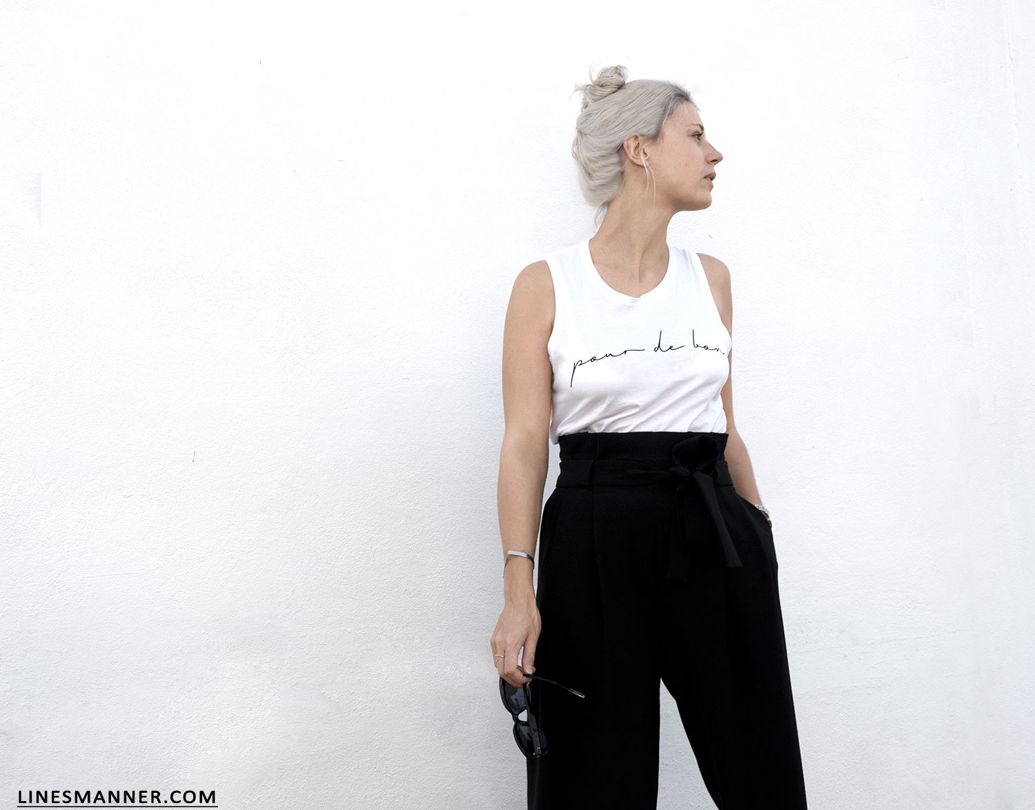 Lines-Manner-Monochrome-Black_and_White-Simplicity-Essentials-High_Waist-Design-Structured-Details-Bon_Label-1