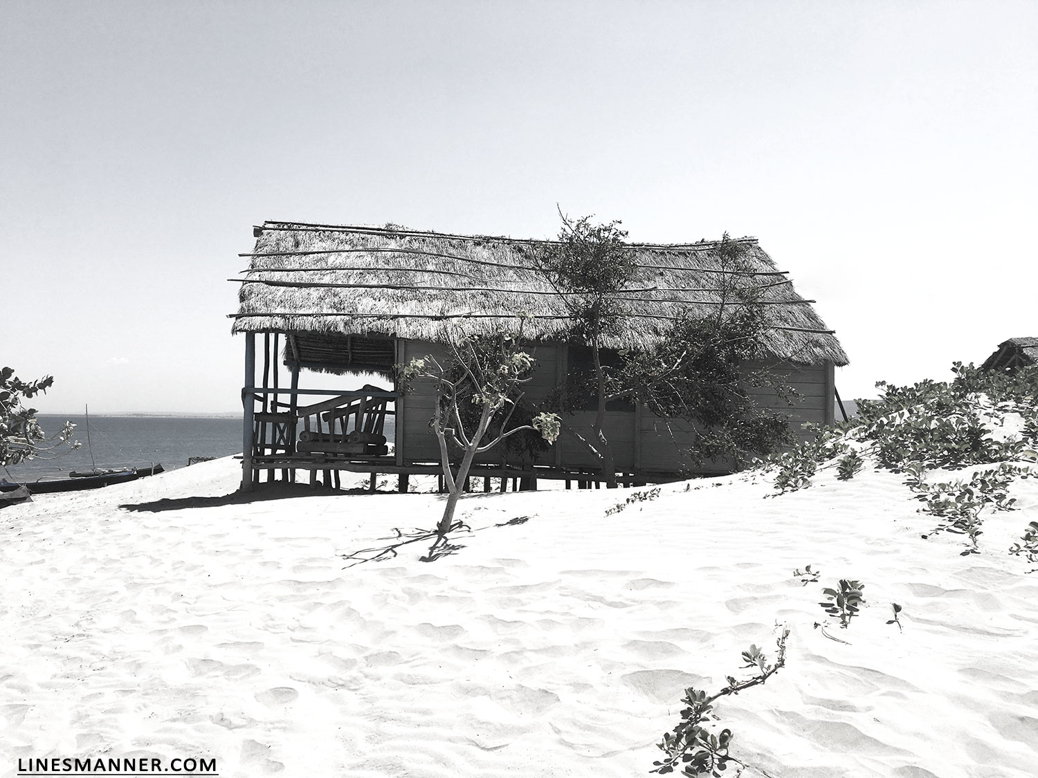 Lines-Manner-Travel-Madagascar-World_Places-Ocean-Landscape-Desert-Photography-Road_Trip-Sea-Sunset-White-18