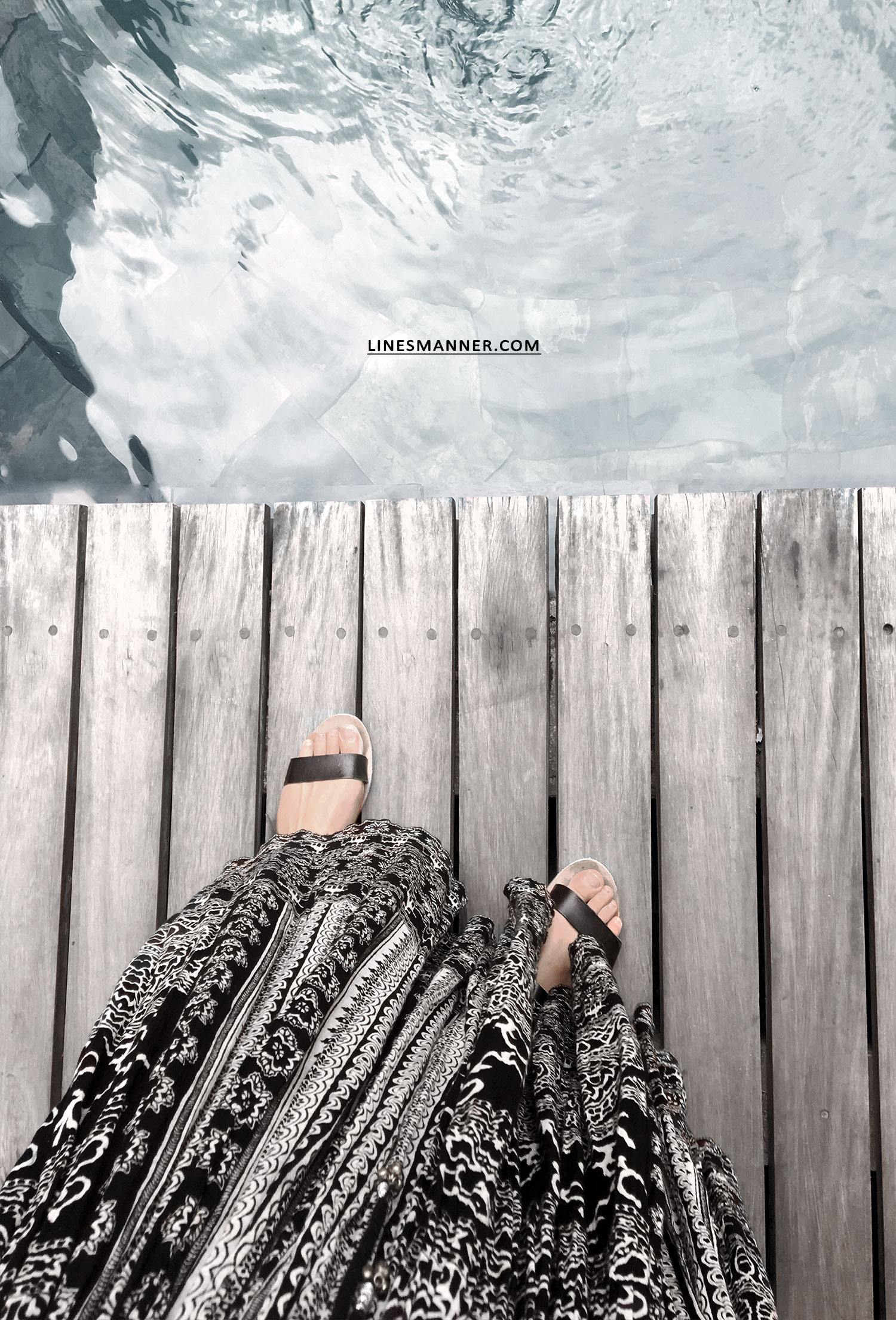 Lines-Manner-Travel-Madagascar-World_Places-Ocean-Landscape-Desert-Photography-Road_Trip-Sea-Sunset-White-1