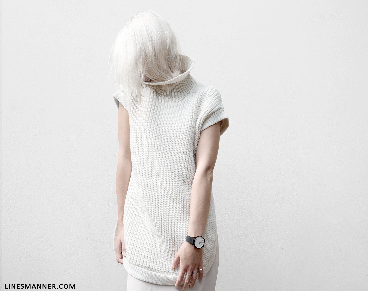 Lines-Manner-Sleeveless-Clean-Minimal-Effortless-Neutrals-Whiteout-Details-Essential-Staple-Statement_Piece-Knit-Sweater-Turtleneck-Trans_Seasonal-Larsson_And_Jennings-Warm-2